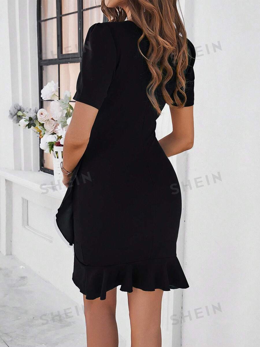 Vestido unicolor con fruncido