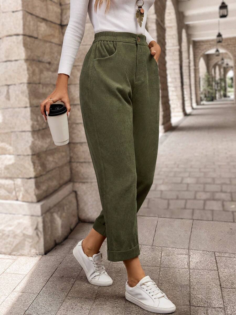 Pantalones casuales con bolsillo