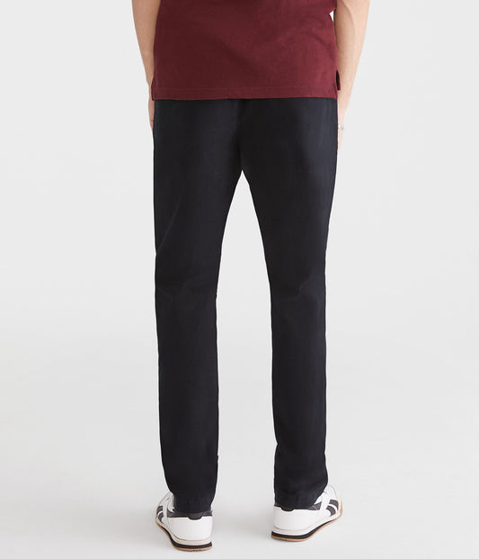 Pantalon chino semi ajustado