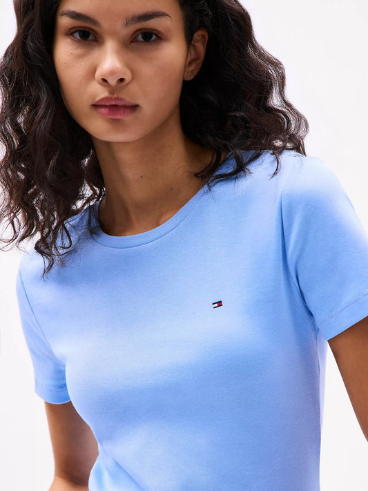 Franela cuello redondo unicolor con logo