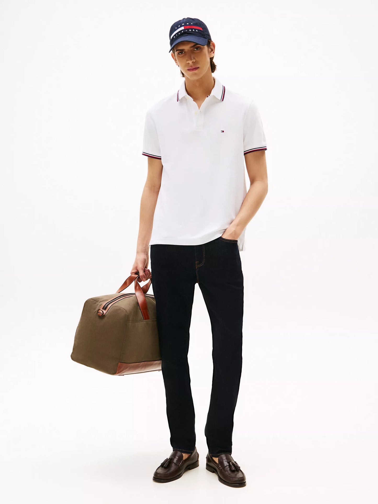 Chemise unicolor con cuello ribeteado