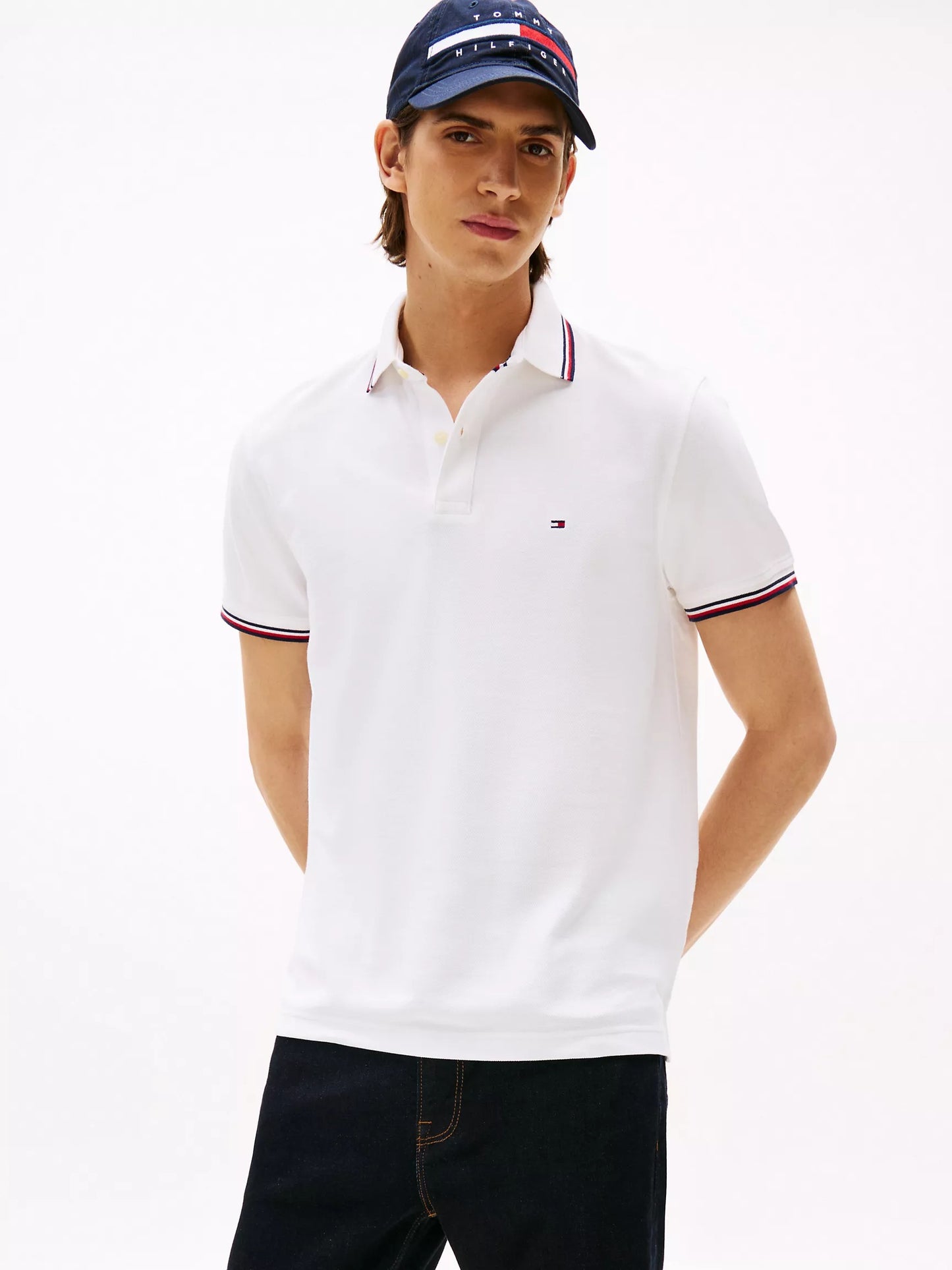 Chemise unicolor con cuello ribeteado