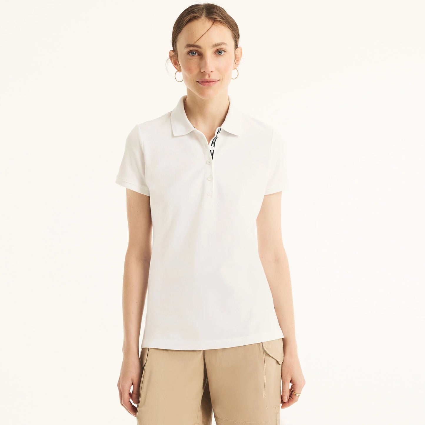 Chemise unicolor con logo y botones