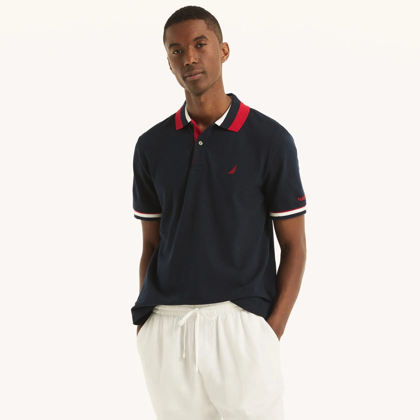 Chemise regular con cuello y mangas ribeteadas