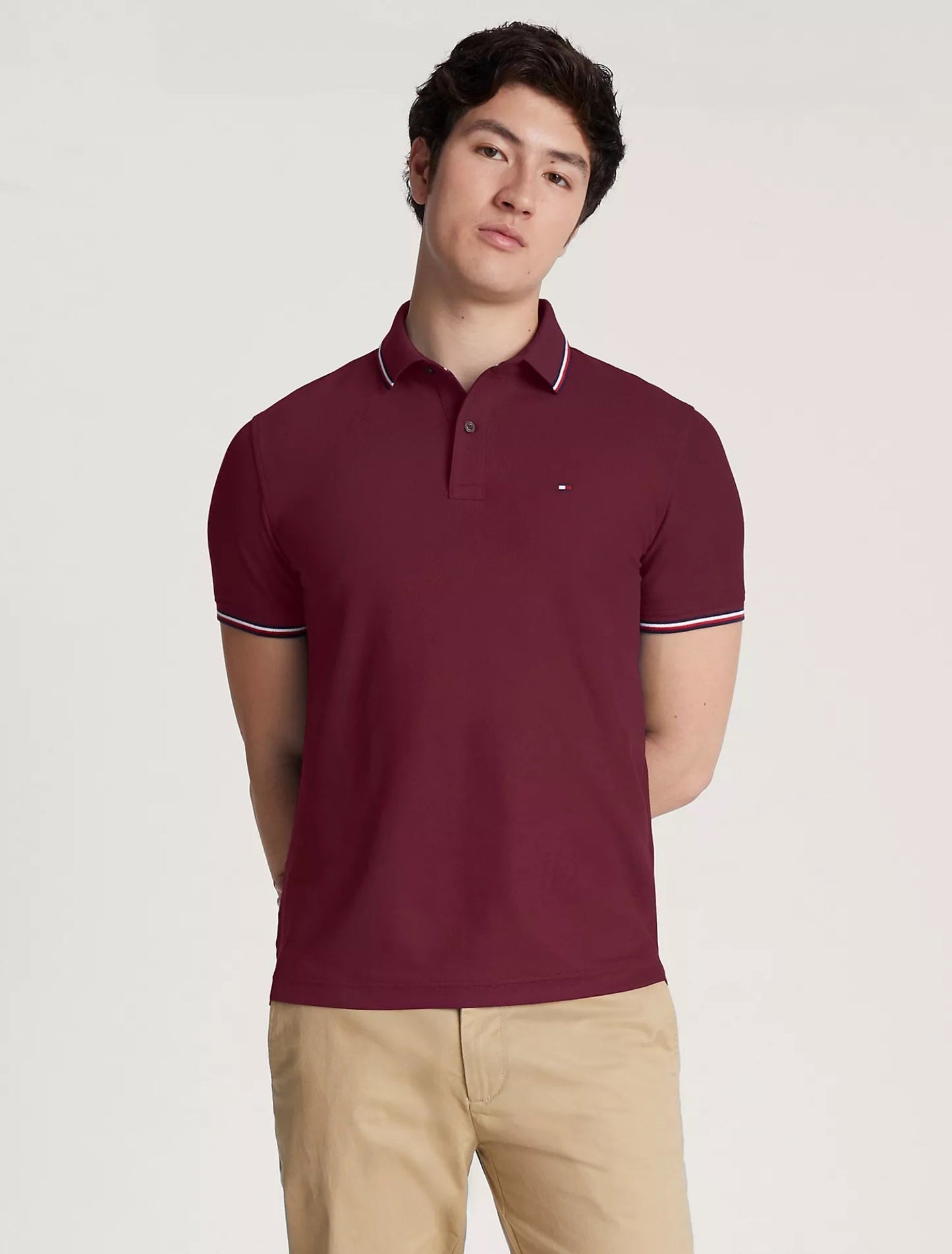 Chemise unicolor con cuello ribeteado