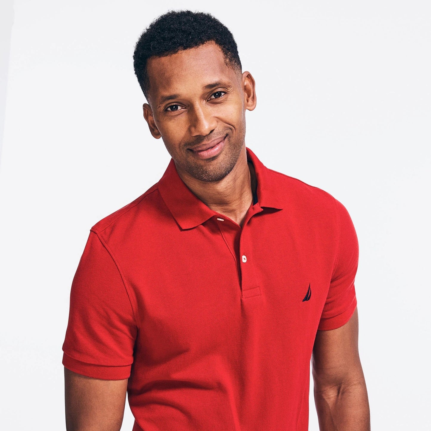 Chemise regular unicolor con logo