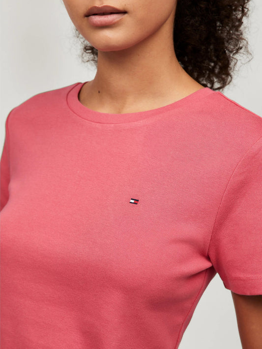 Franela cuello redondo unicolor con logo