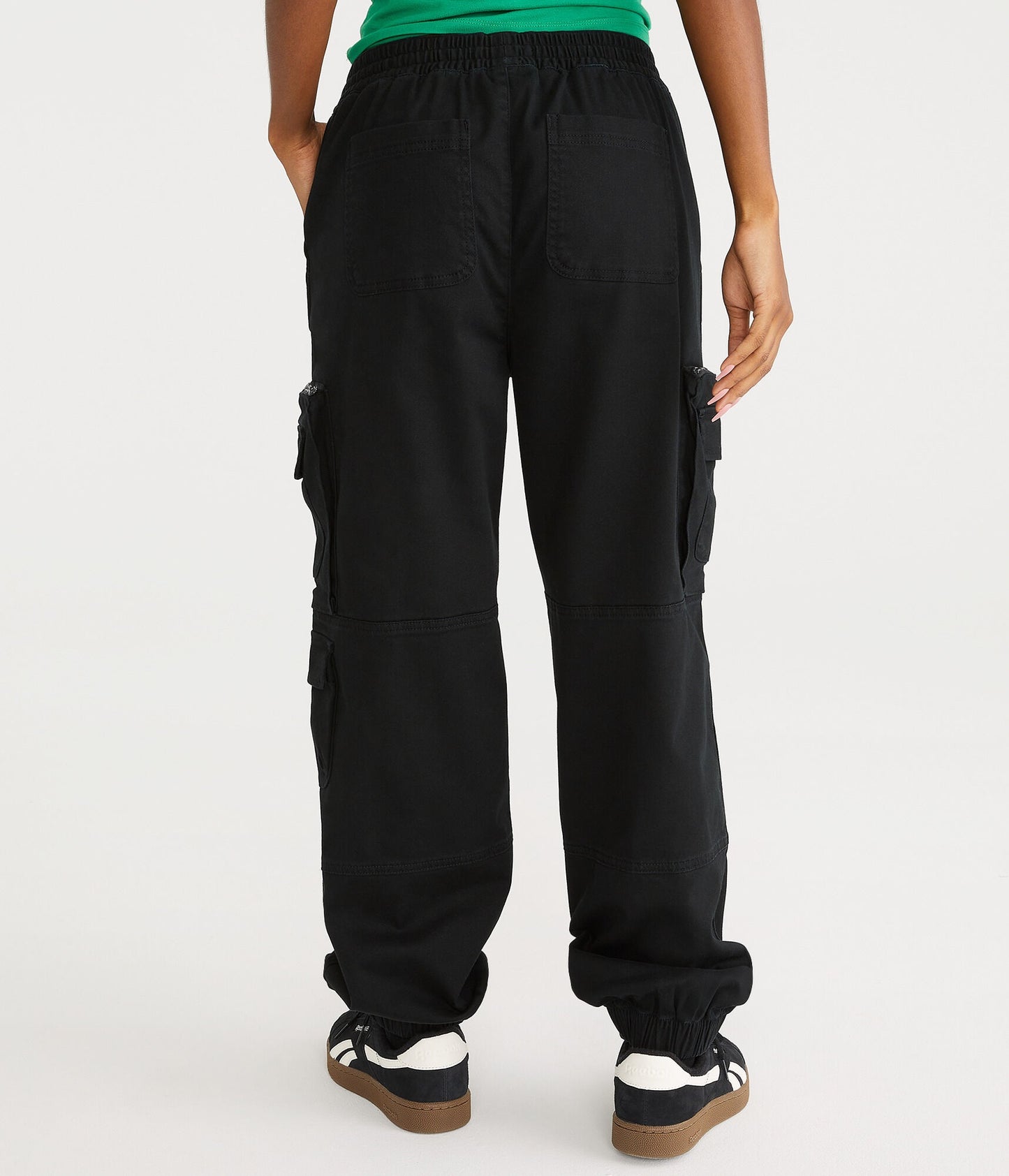 Pantalón tipo jogger cargo