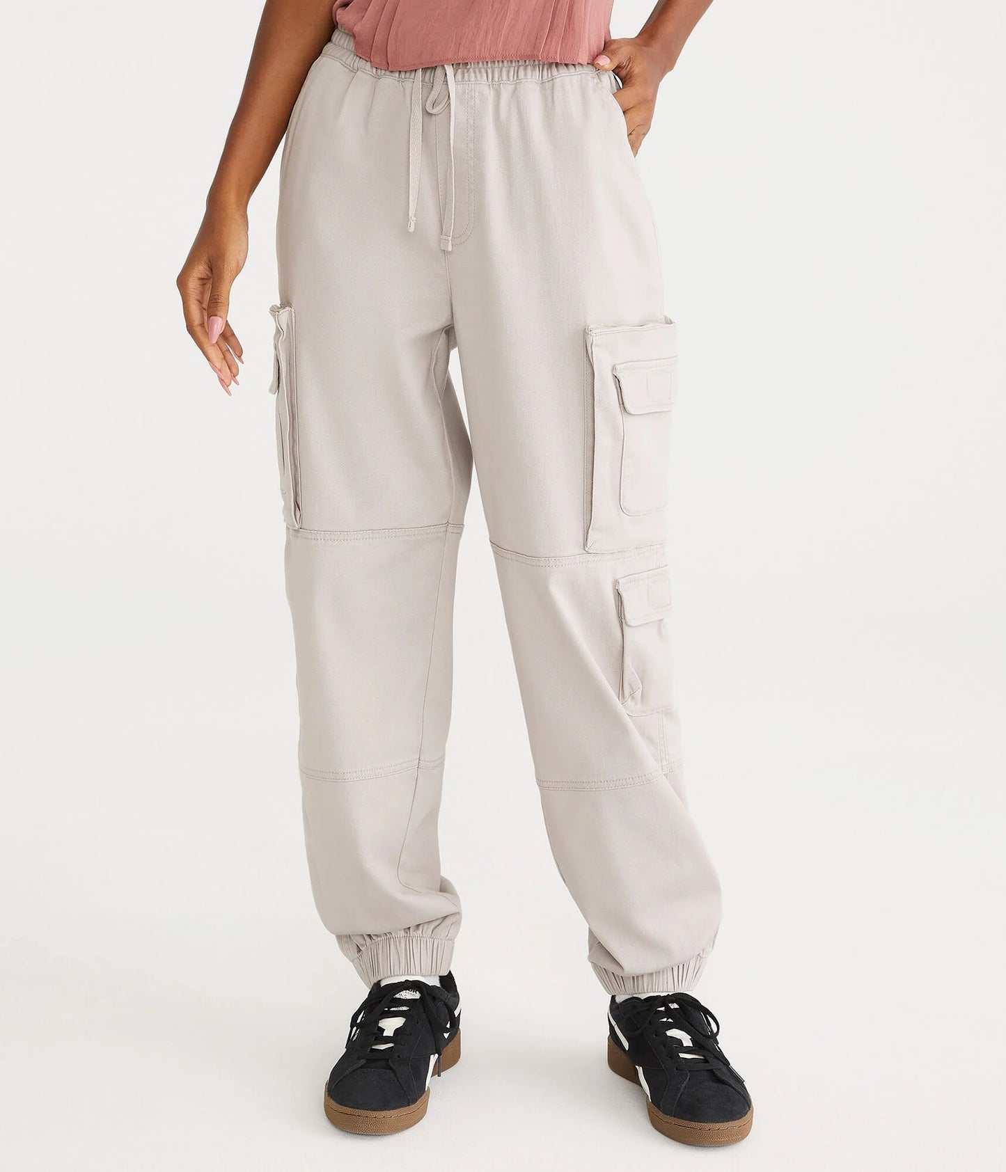 Pantalón tipo jogger cargo