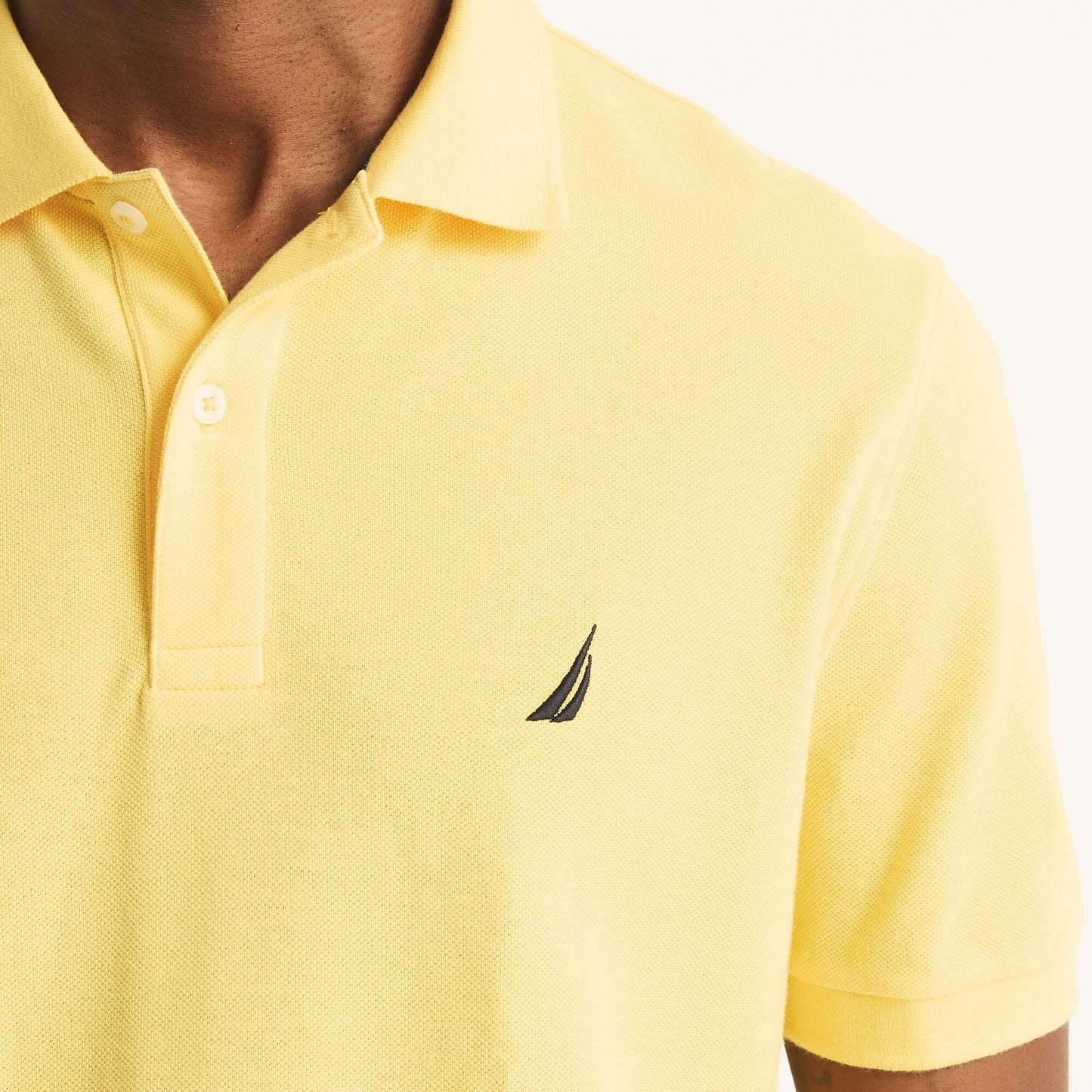 Chemise regular unicolor con logo