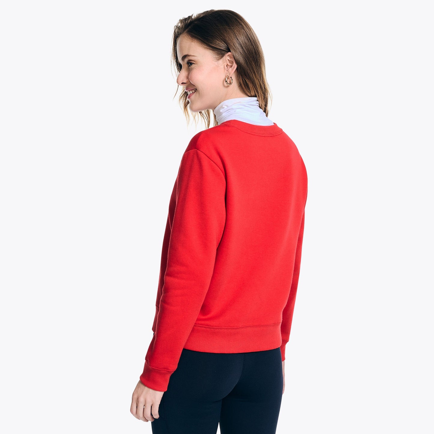 Sudadera con logo bordado central