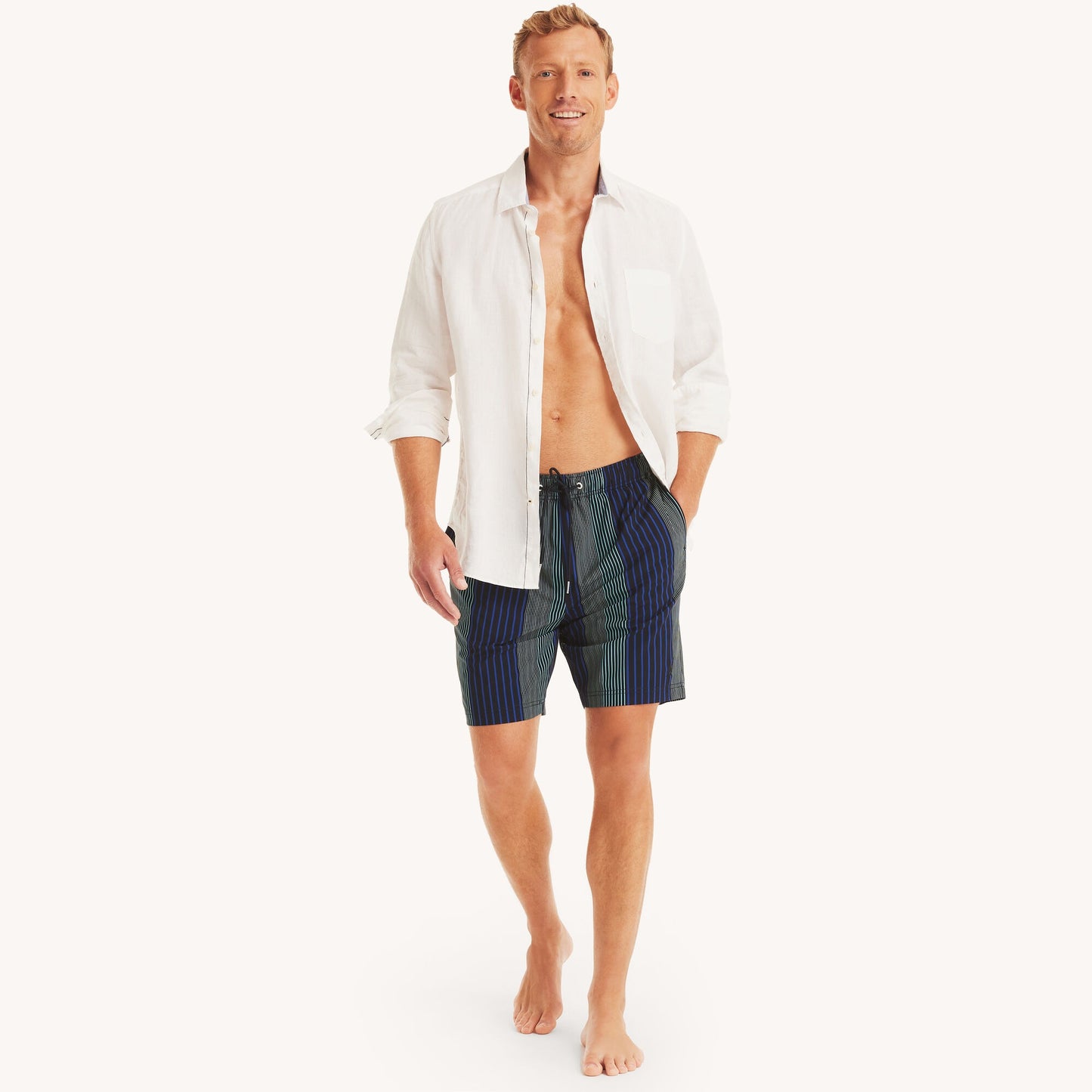 Traje de baño con colores combinados tipo short 8"