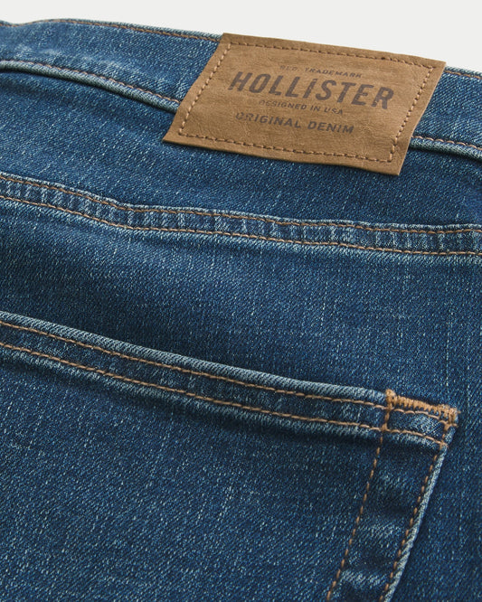 Jean ajustado atlético con lavado oscuro