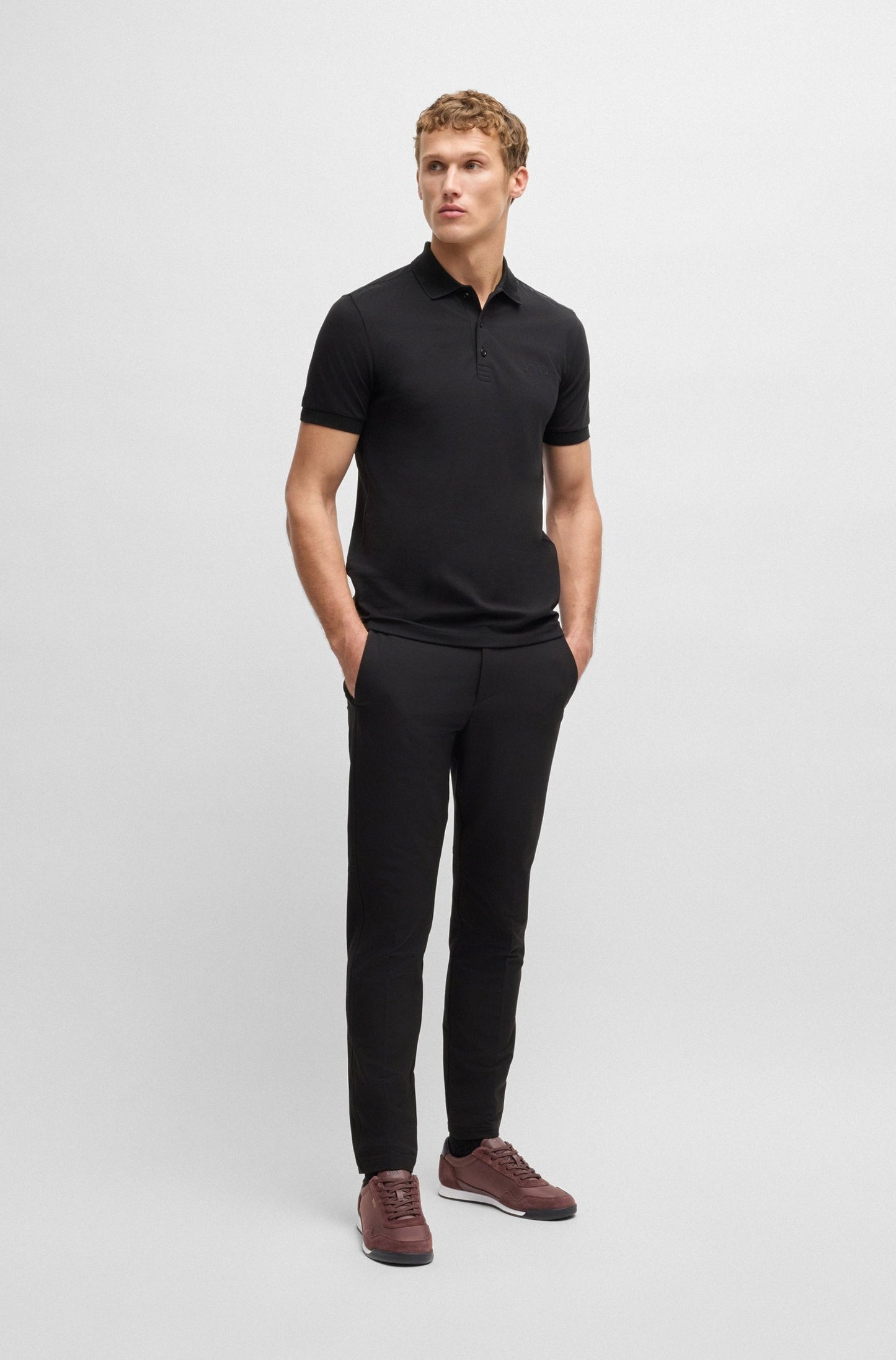 Calzado deportivo con logo