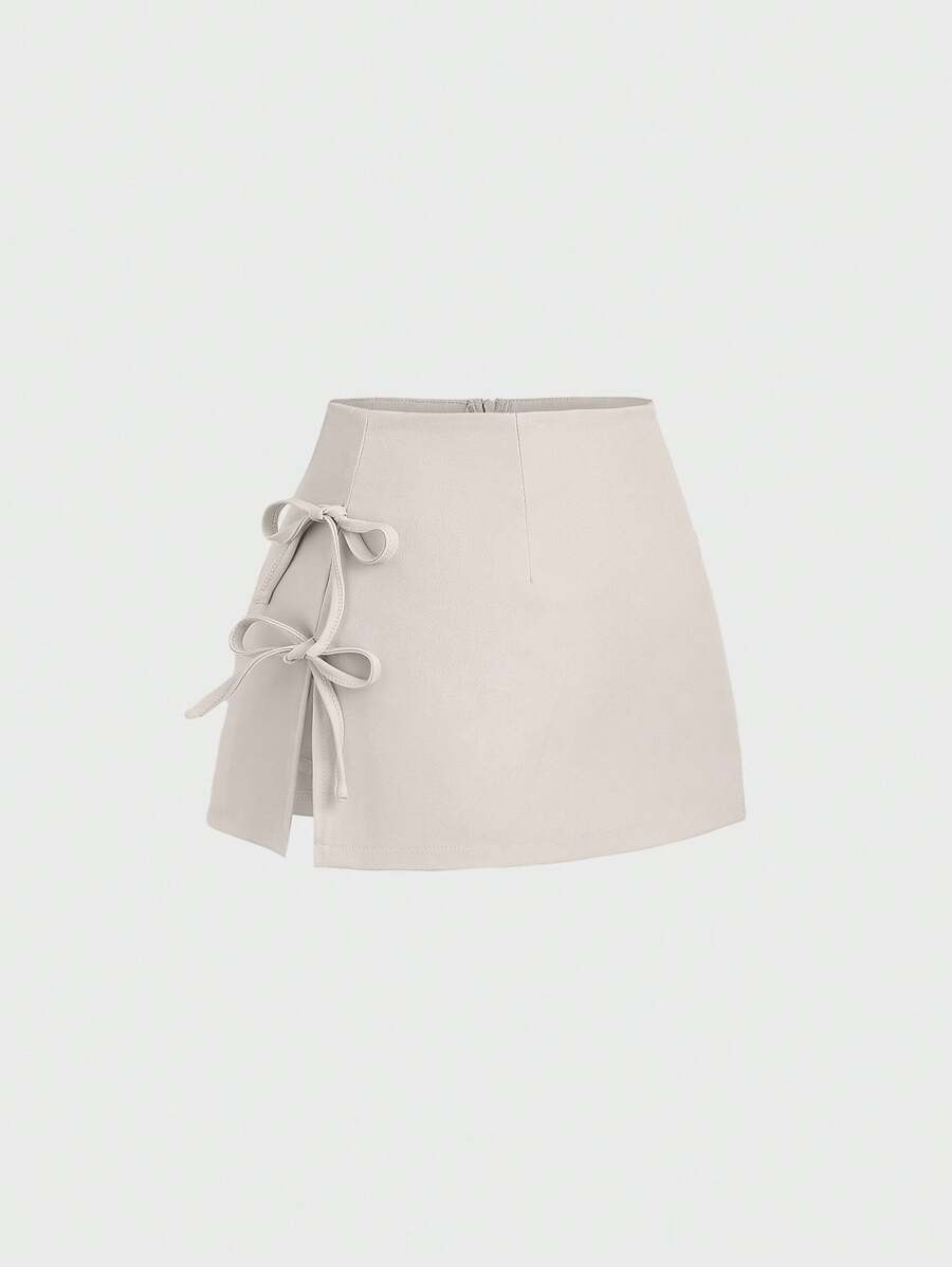 Minifalda estilo lazada