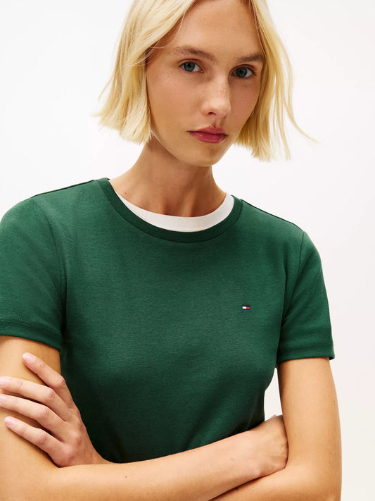 Franela cuello redondo unicolor con logo