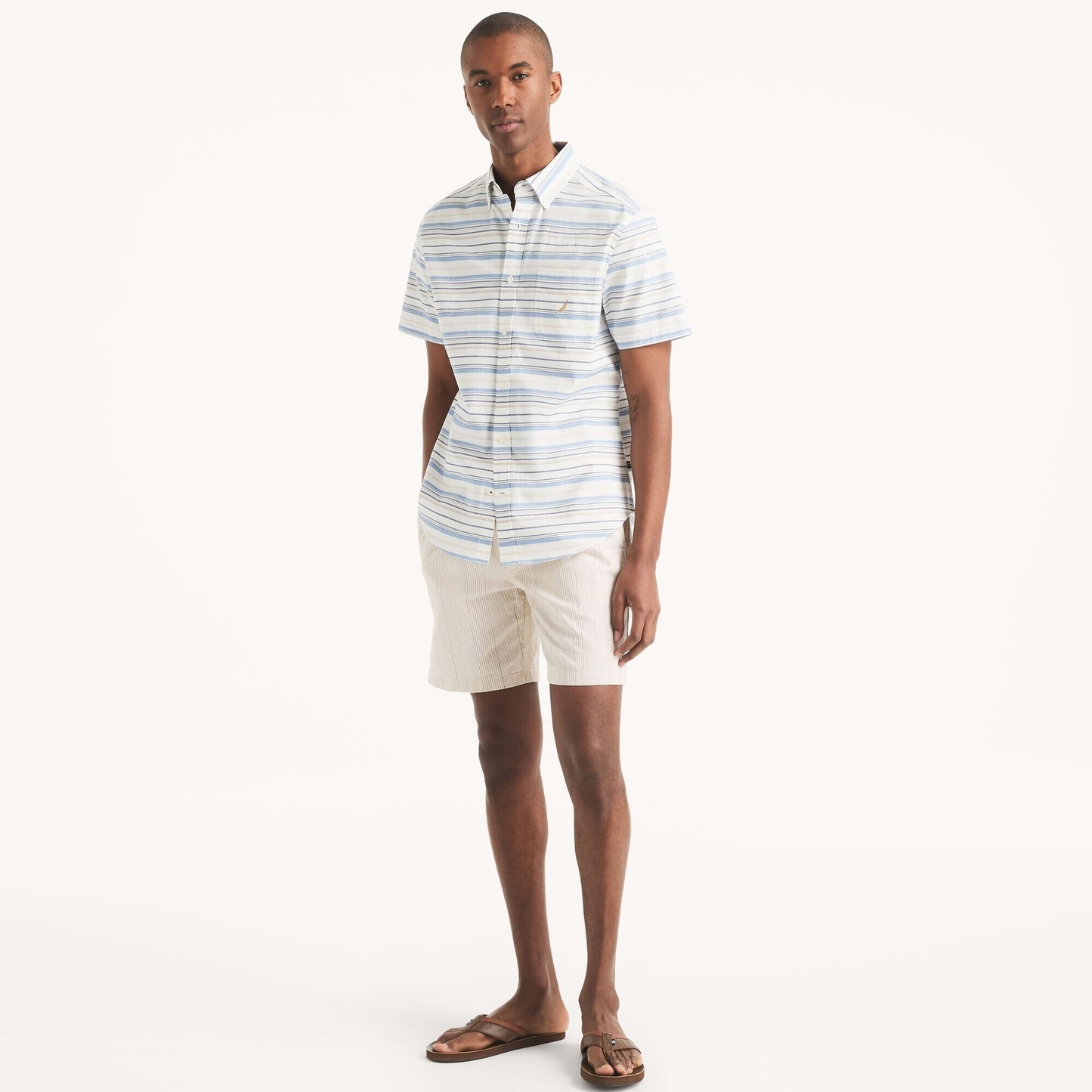 Camisa manga corta oxford con patrón de rayas