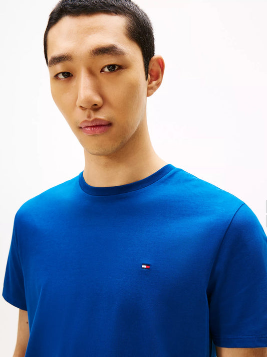 Franela cuello redondo unicolor con logo