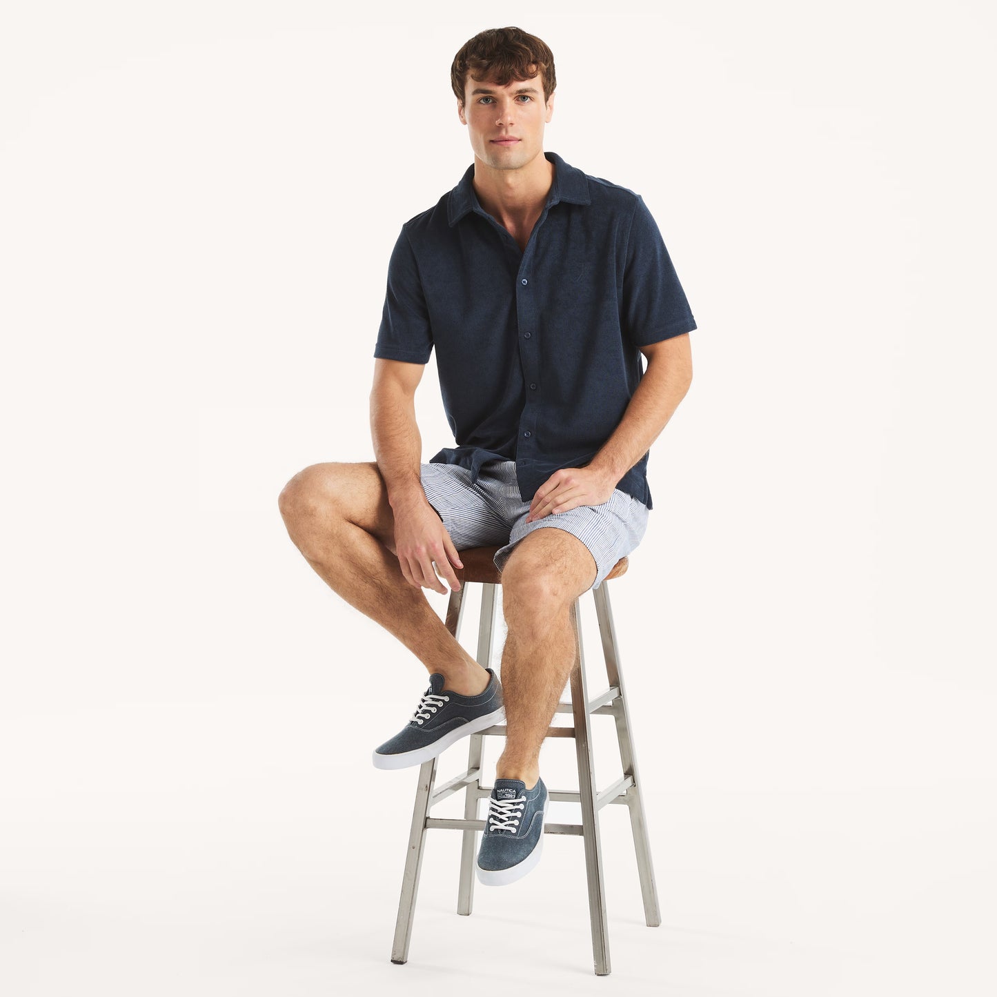 Polo de rizo con botones delanteros