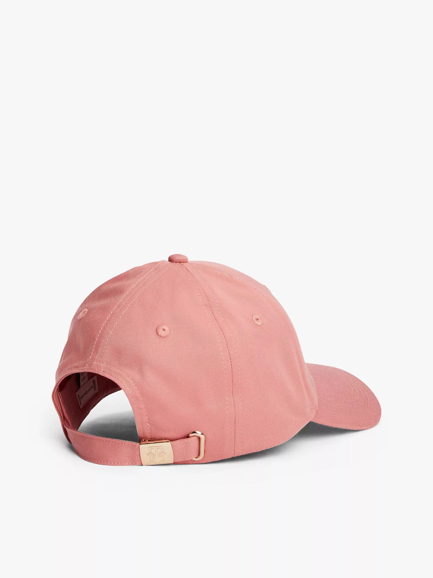 Gorra con logo en broche