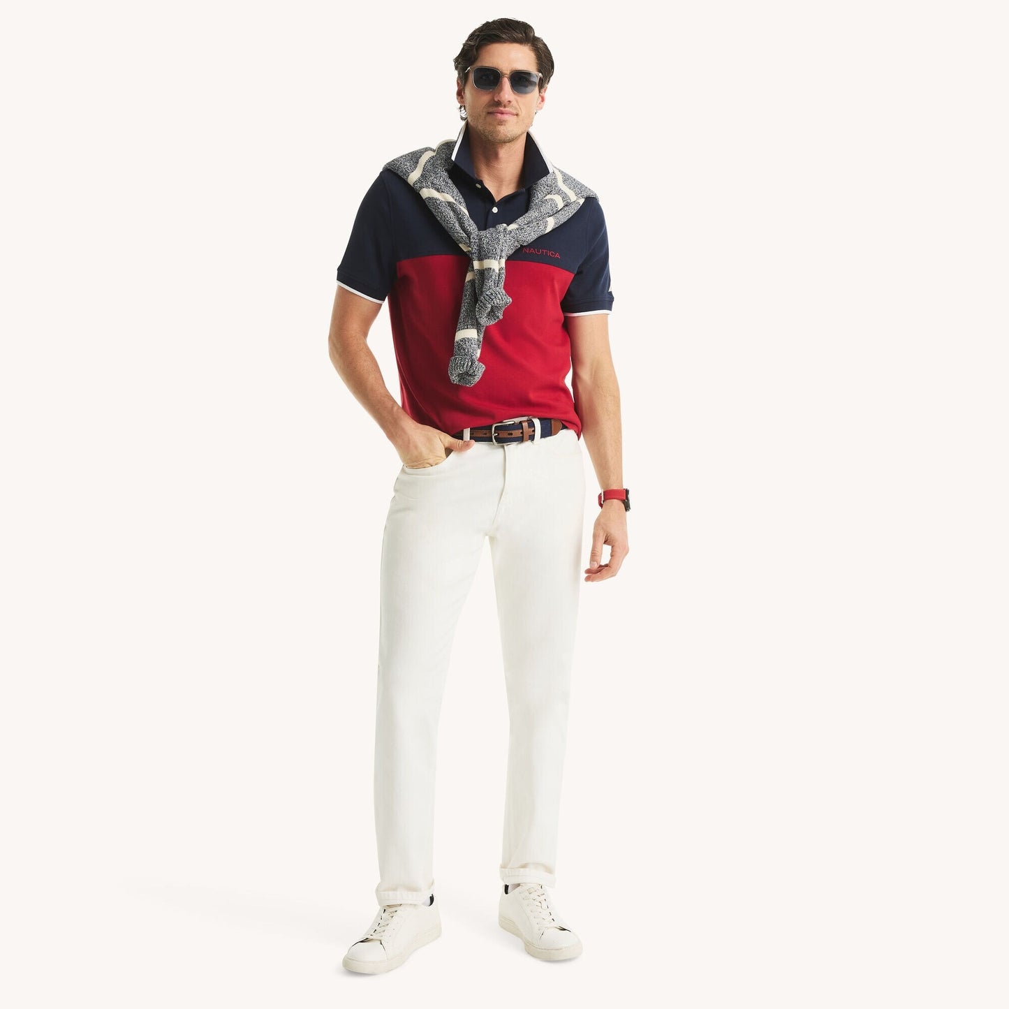 Chemise de algodón ajustada con colores combinados