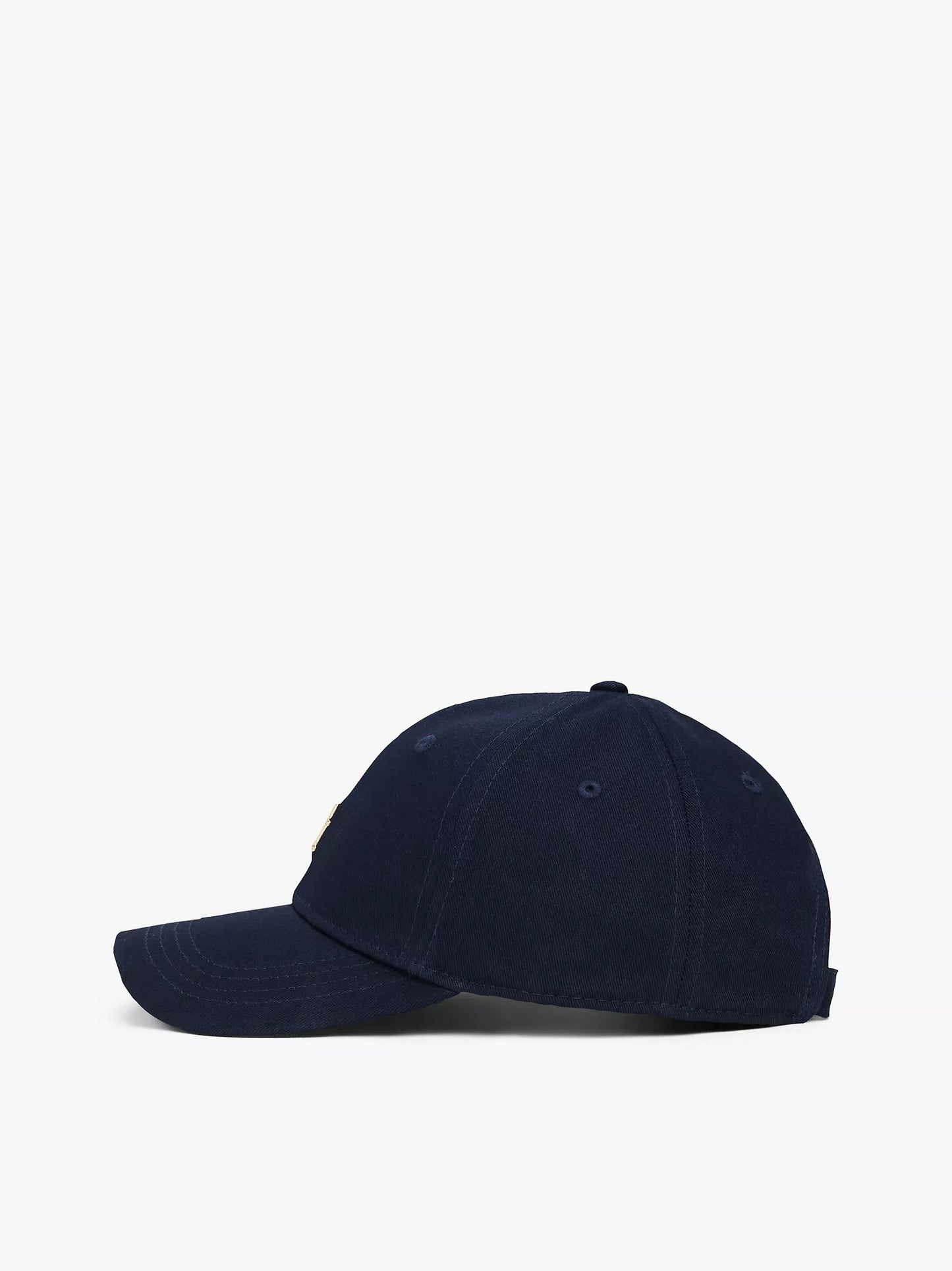 Gorra con logo en broche