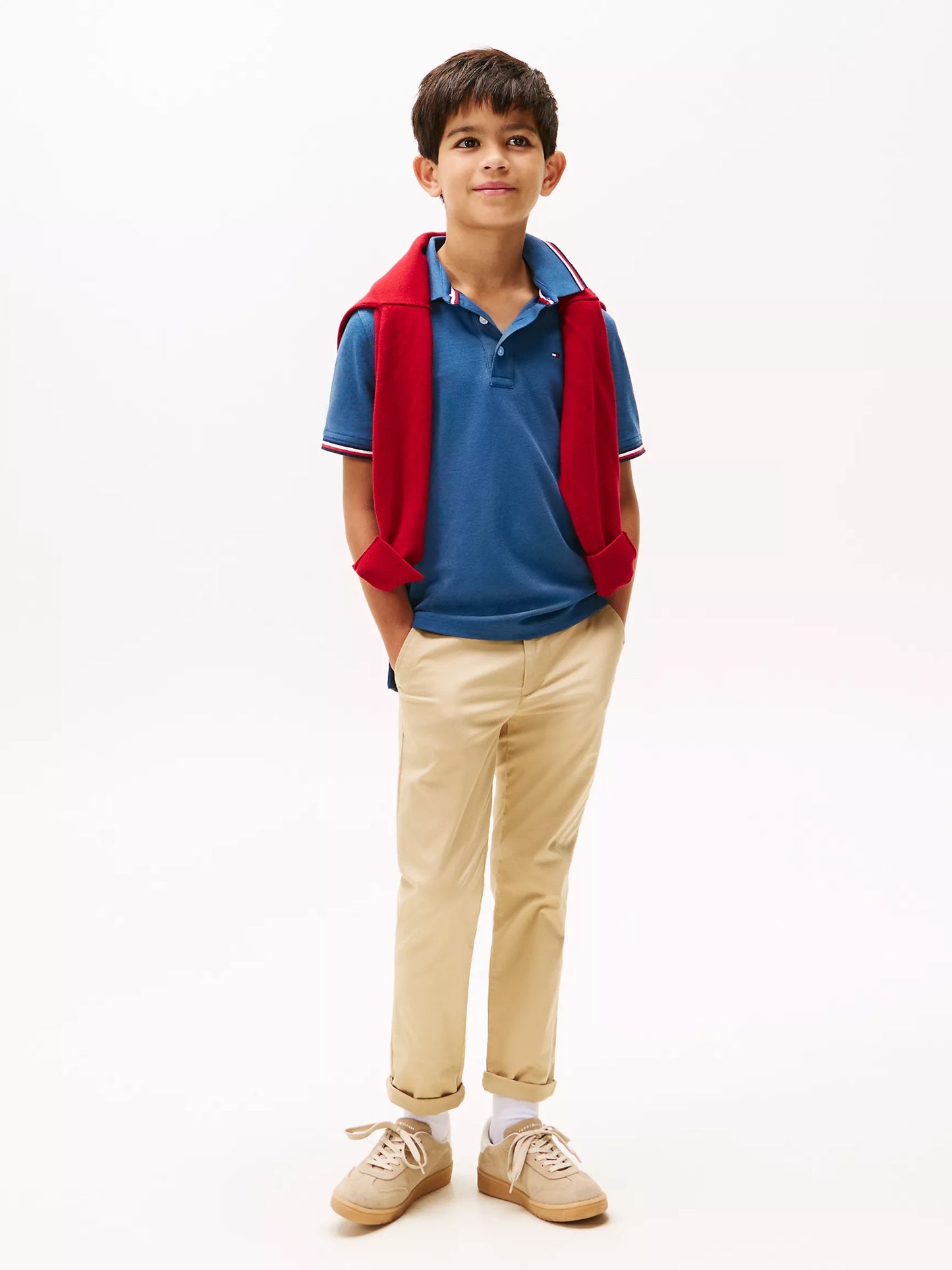 Chemise unicolor con cuello ribeteado para niño