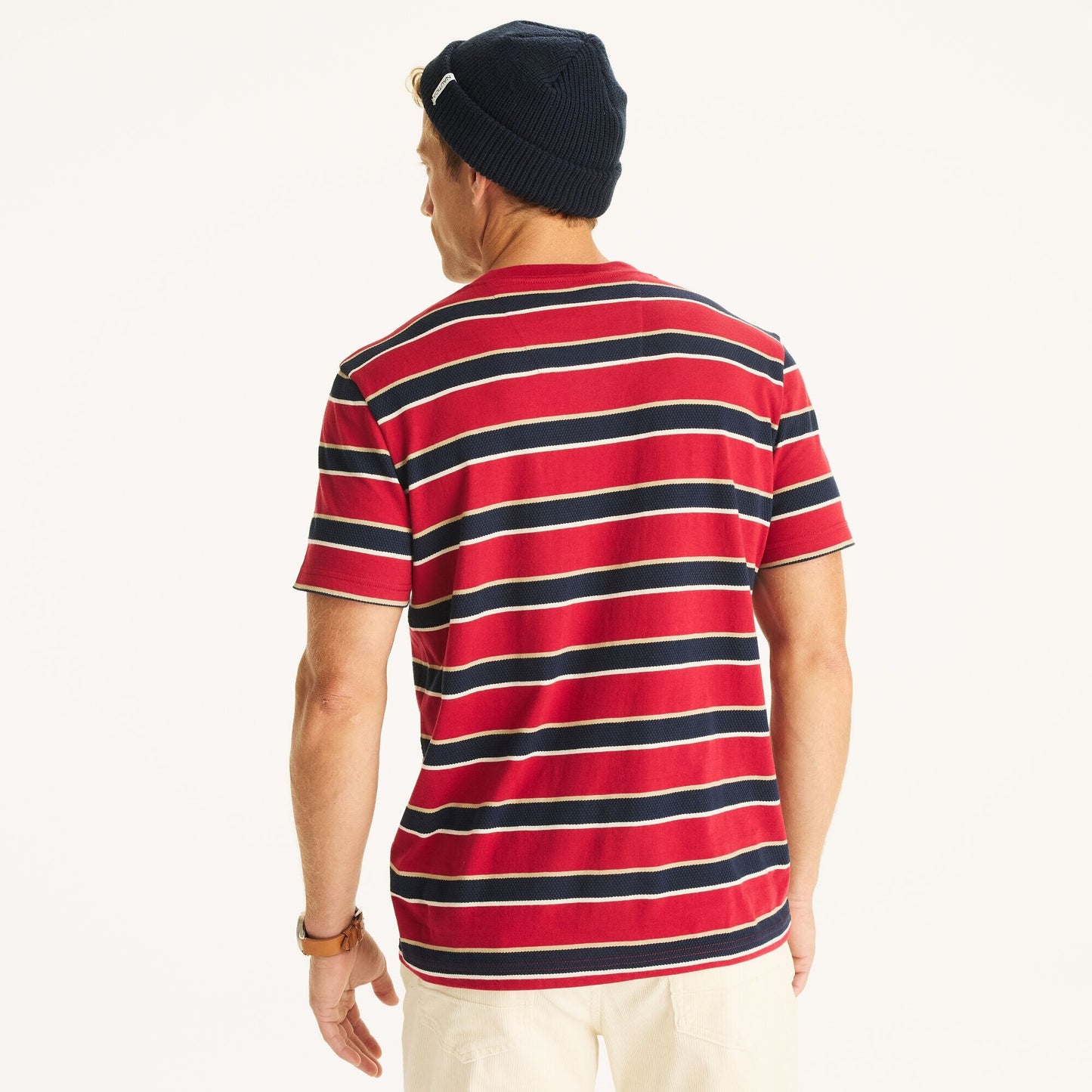 Franela cuello redondo con franjas y bordado