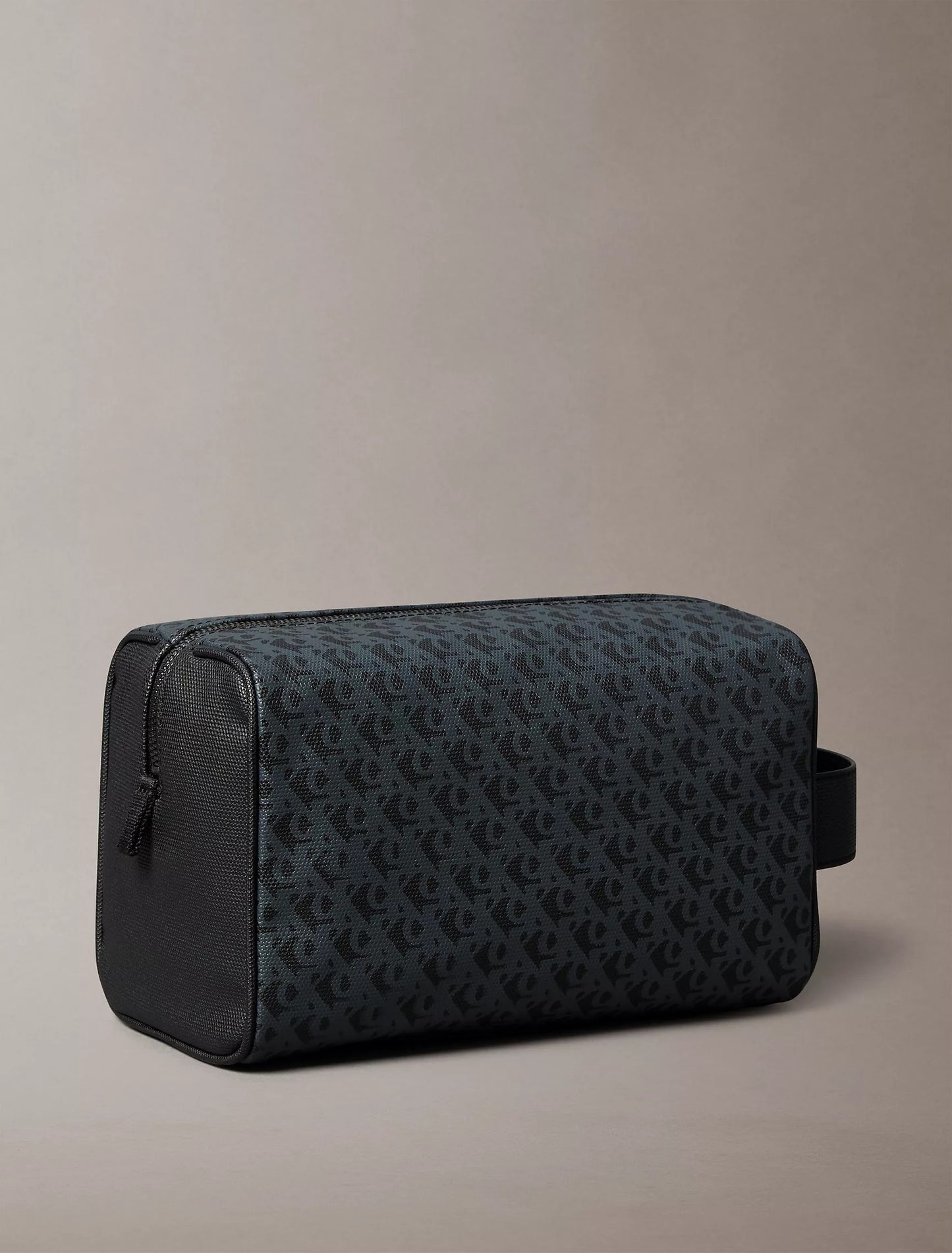 Bolso pequeño para viajes con monograma