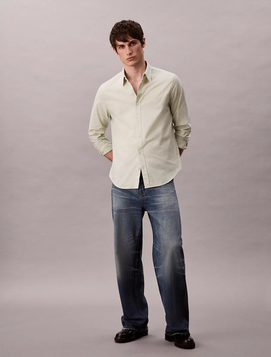 Camisa manga larga unicolor Oxford con logo