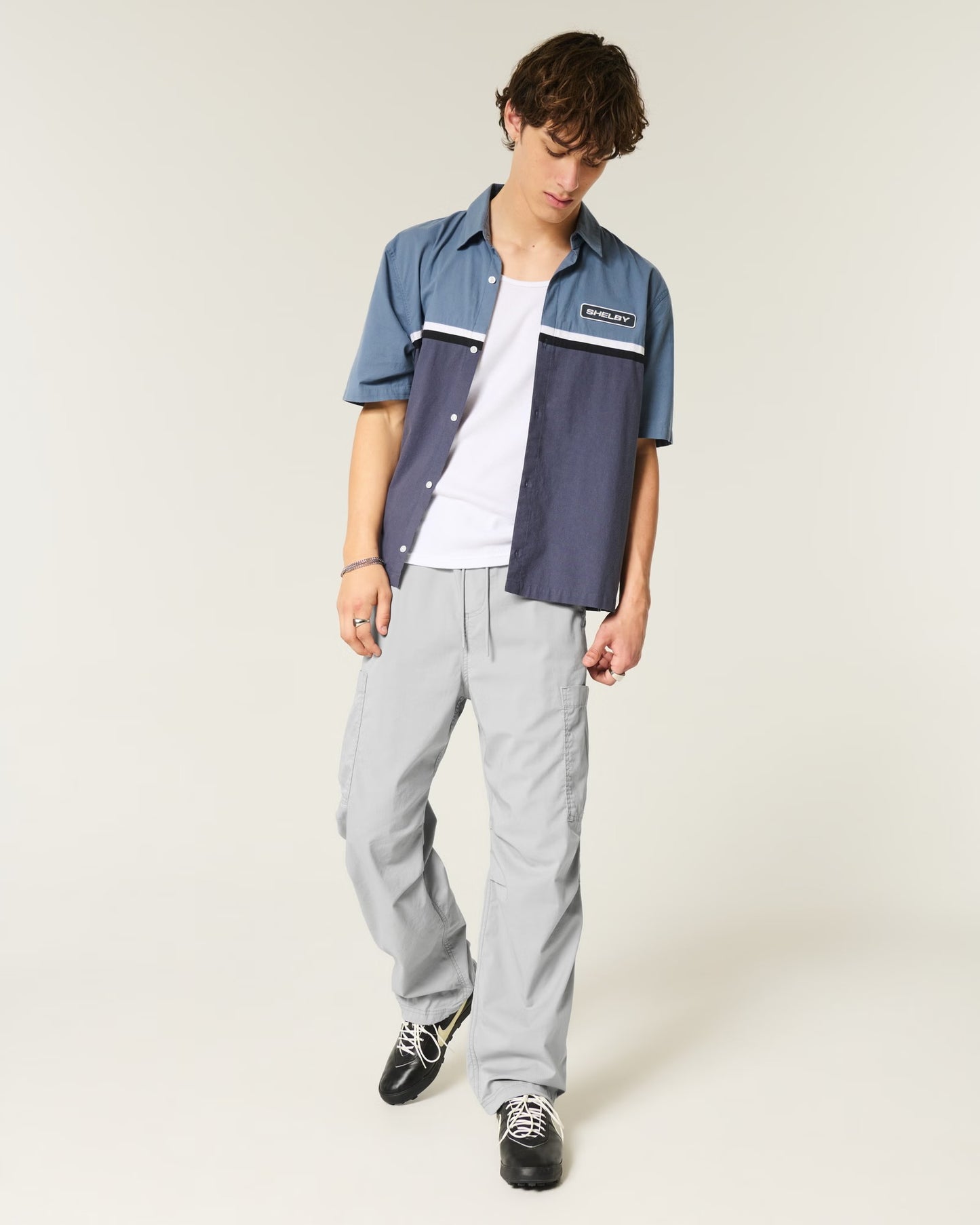 Pantalón ancho tipo cargo