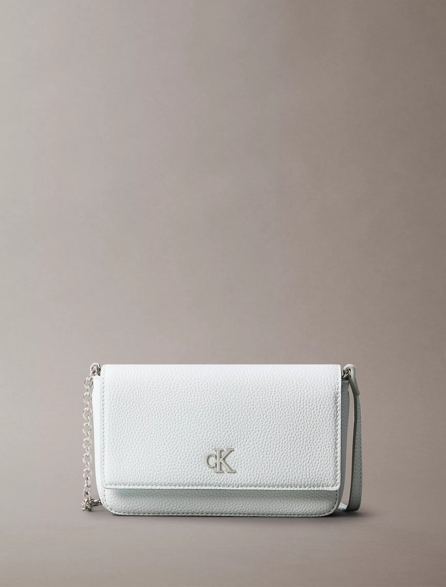 Cartera pequeña con logo