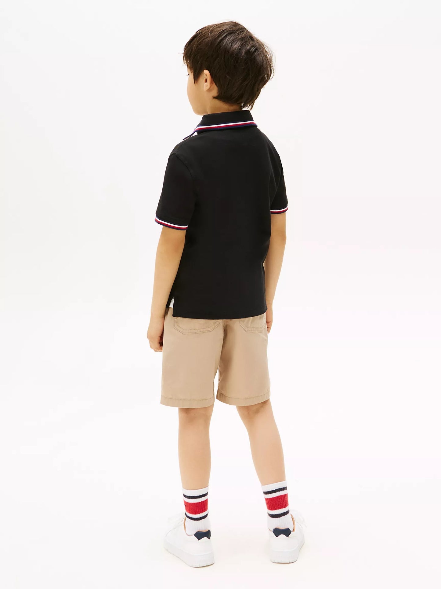 Chemise unicolor con cuello ribeteado para niño