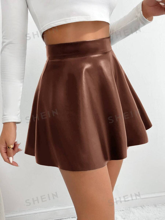 Falda amplia corte alto