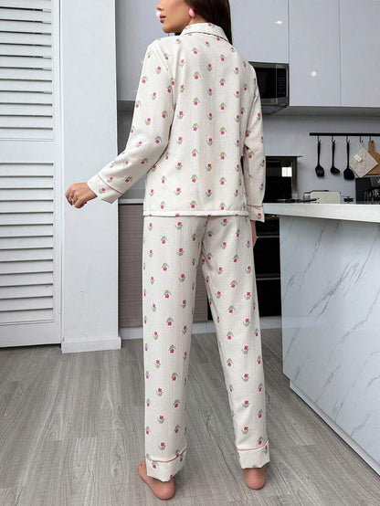 Conjunto de pijama con estampado floral