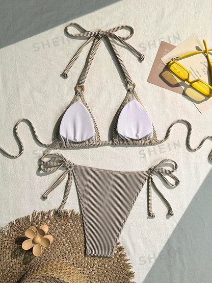 Conjunto de bikini con estampado de rayas