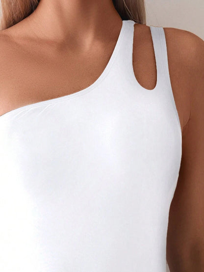 Traje de baño casual de una pieza con corte de un hombro