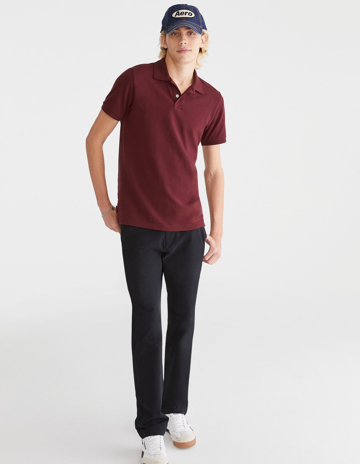 Pantalon chino semi ajustado
