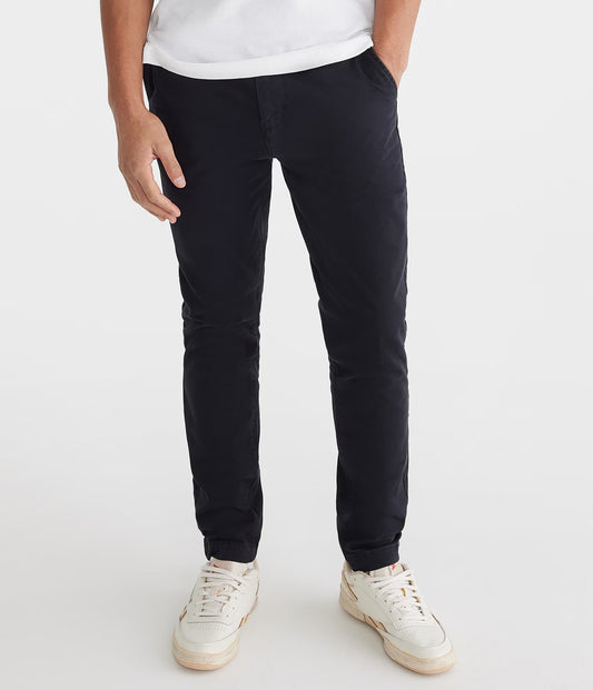 Pantalon chino ajustado