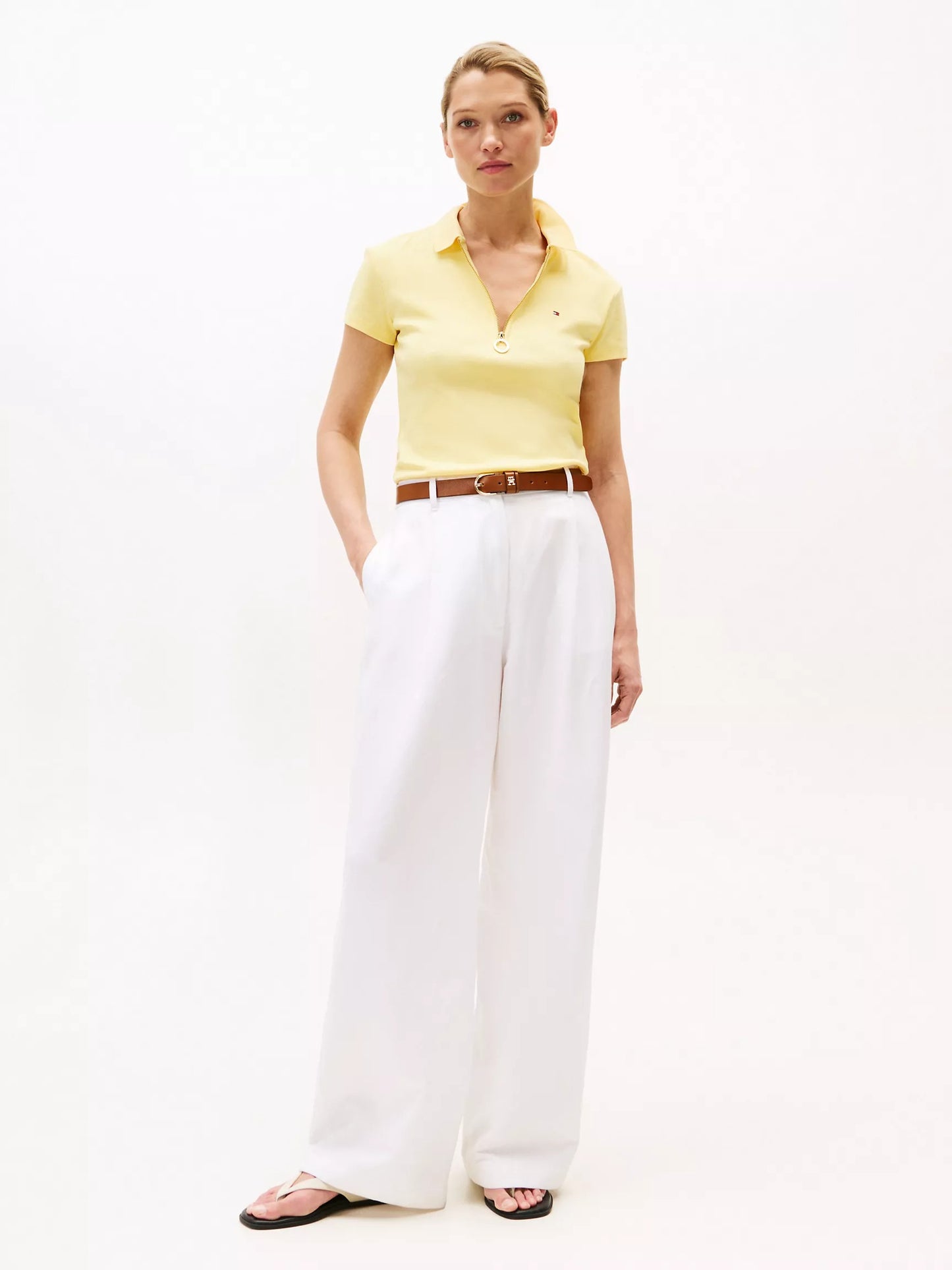 Chemise ajustada con cremallera de aro