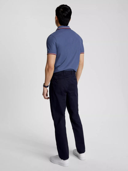 Pantalón chino semi ajustado