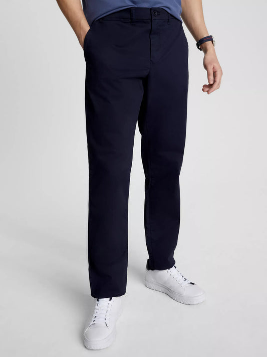 Pantalón chino semi ajustado