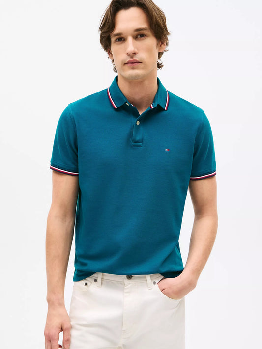 Chemise unicolor con cuello ribeteado