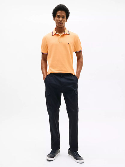 Chemise unicolor con cuello ribeteado