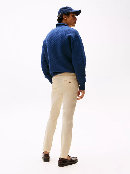 Pantalón chino semi ajustado