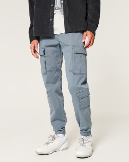 Pantalón cargo tipo jogger holgado de sarga