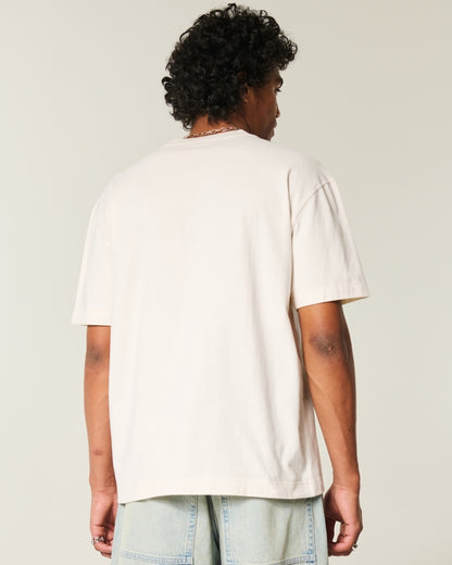 Franela cuello redondo estilo cuadrado con estampado