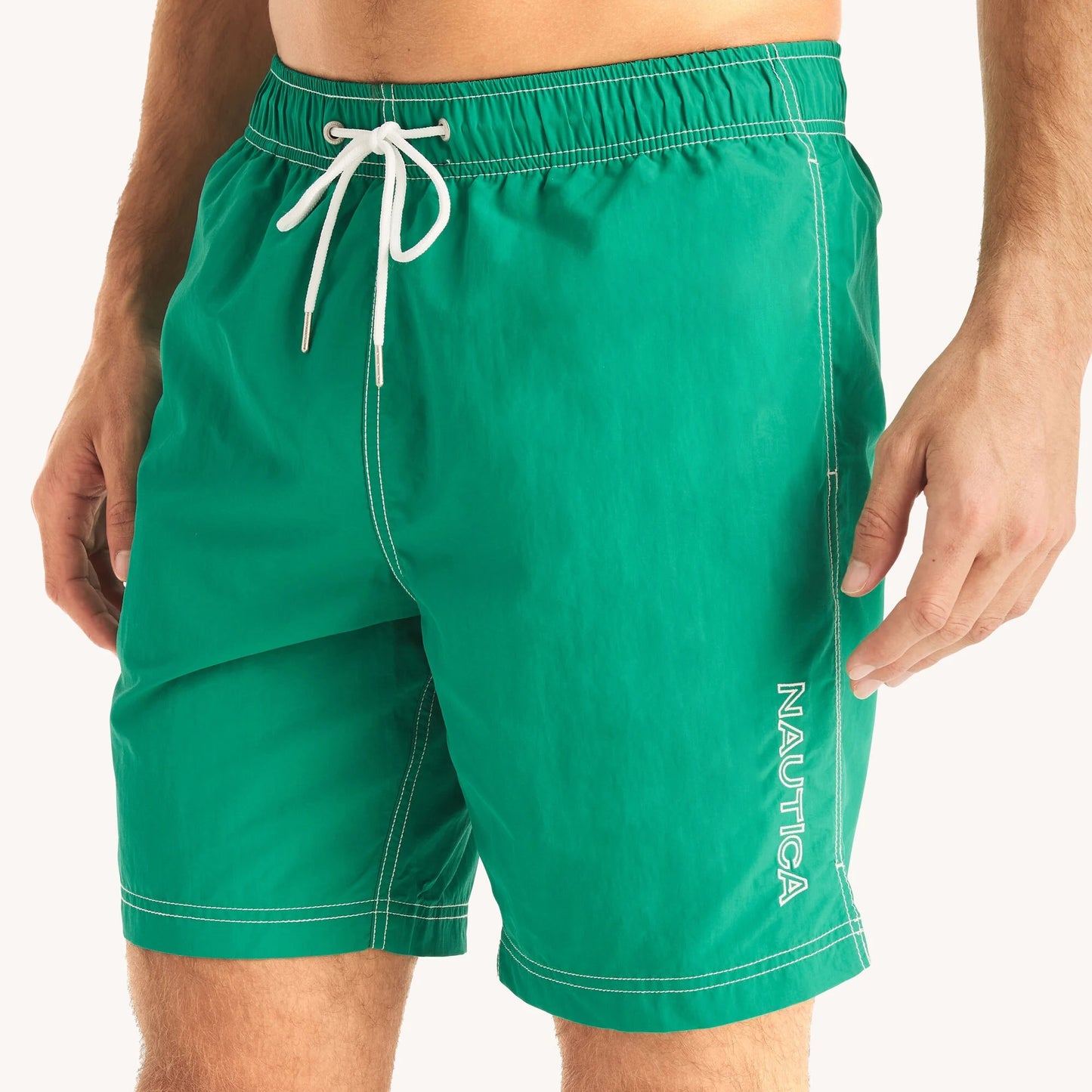 Traje de baño tipo short 8" secado rápido