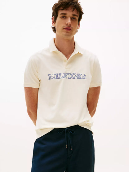 Chemise con logo bordado central