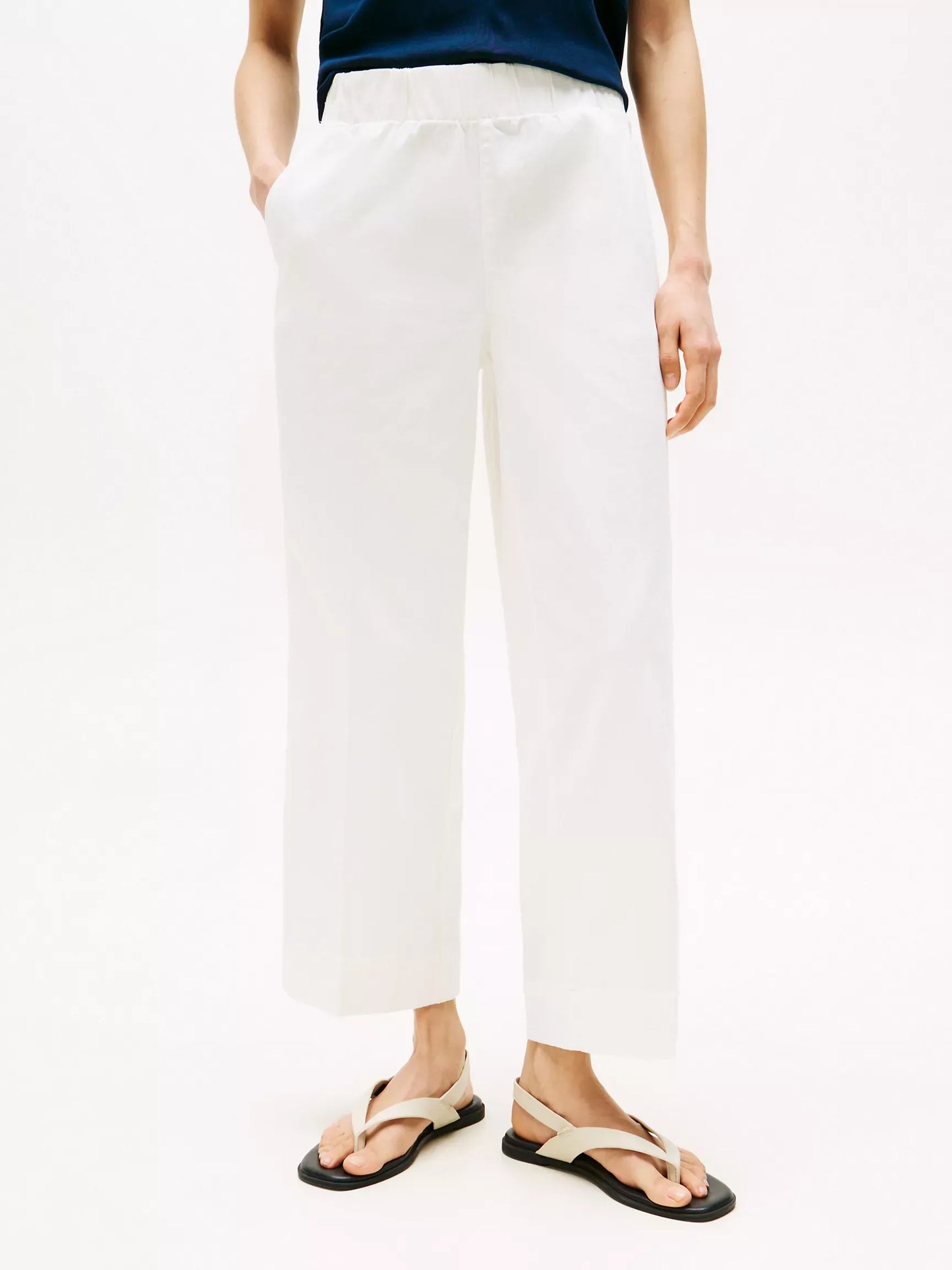 Pantalón holgado de pretina sin cierre